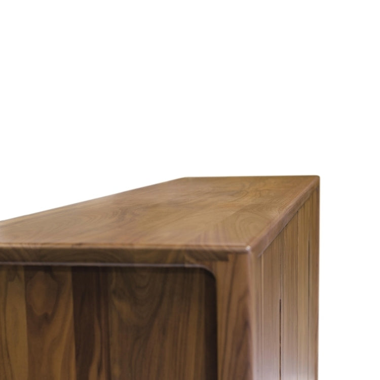 Lisse Buffet detail view of wood grain
