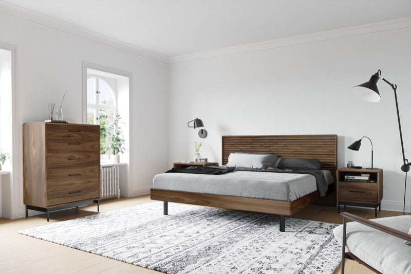 Linq 5-Drawer Chest with bed