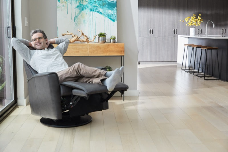 Fjords Large Urban Swing Relaxer with Power