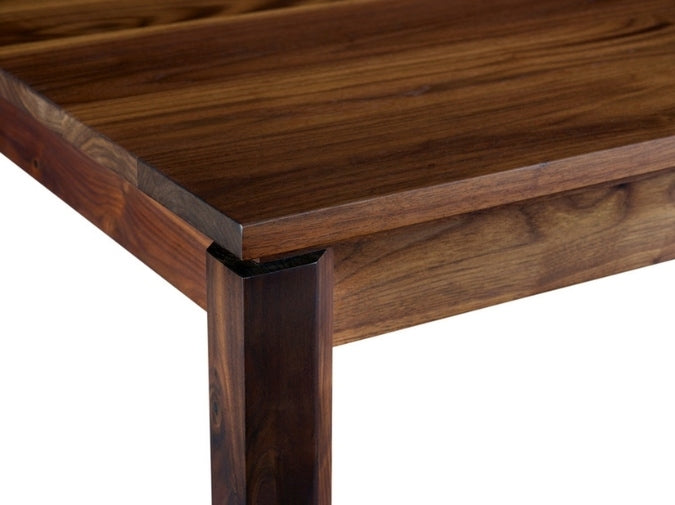 Rustic Walnut Dining Table close up wood grain