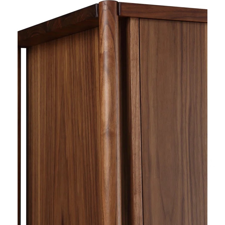 Walnut Grove Gentleman's Chest close up