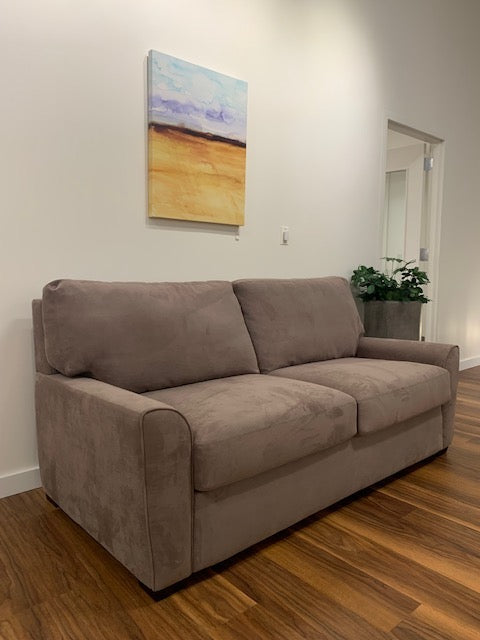 Ashton Queen Sleeper by American Leather