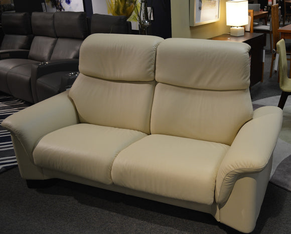 Stressless Paradise Loveseat in beige.