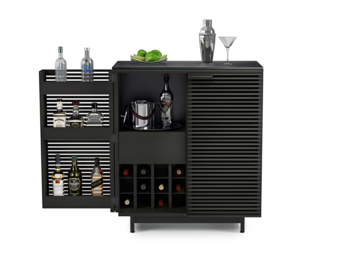 Corridor 5620 Bar black one door open
