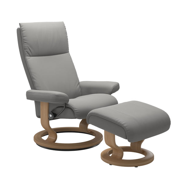 Stressless Aura Large Recliner and Ottoman with Classic Base